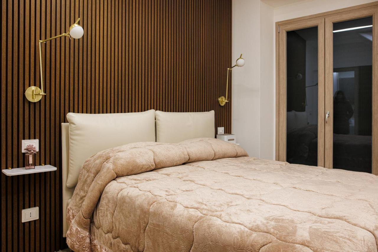 Apartamento Next To Sea Crotone Exterior foto